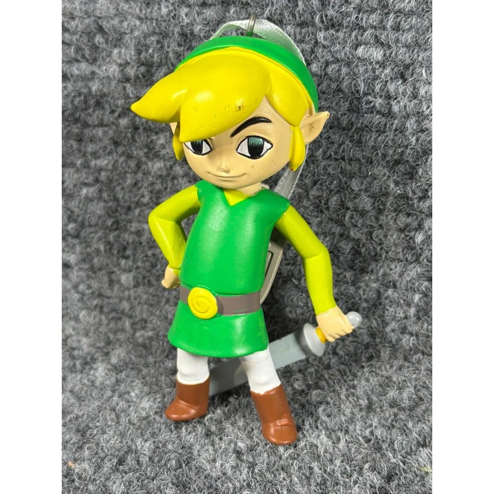 2018 Nintendo Legend of Zelda Link Christmas Ornament Green Tunic Sword Shield